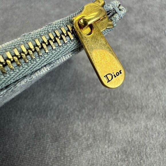 Dior Gray Oblique Jacquard Monogram Pouch - Picture 7 of 9